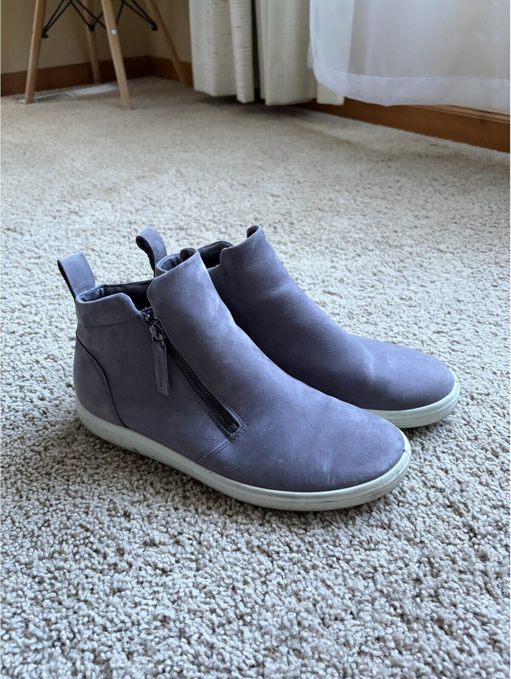ECCO Women's Soft 7 low-cut booties light gray Purple  side zipper US 9; EU 40